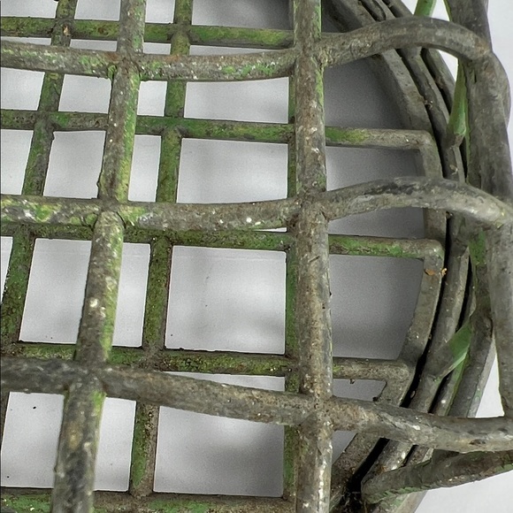 Vintage Dazey Metal Flower Frog Cage Extra Large 7" - Picture 4 of 9